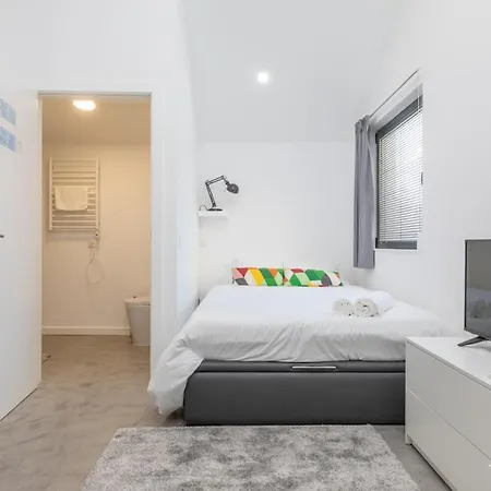 Aveinest - Your In アパート